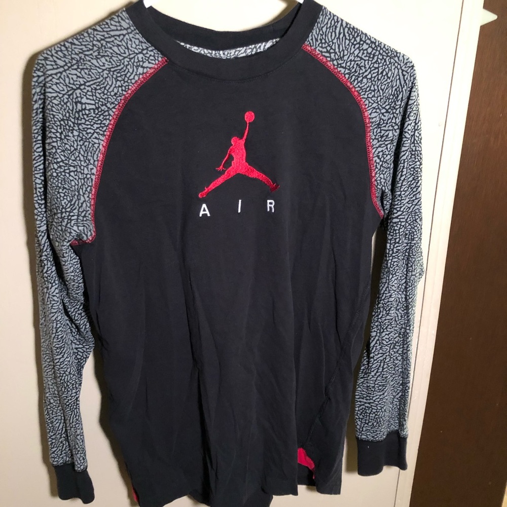 Jordan’s long sleeve